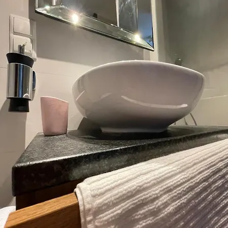 Apartment Zielono Za Oknem Z Duzym Balkonem Zoppot