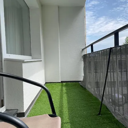 Apartment Zielono Za Oknem Z Duzym Balkonem Zoppot
